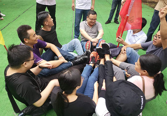 “挑战自我，凝聚力量，熔炼一流团队” 广东优科检测户外拓展活动